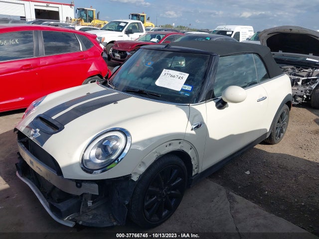 2018 MINI CONVERTIBLE WMWWG9C53J3E38402 Photo 1