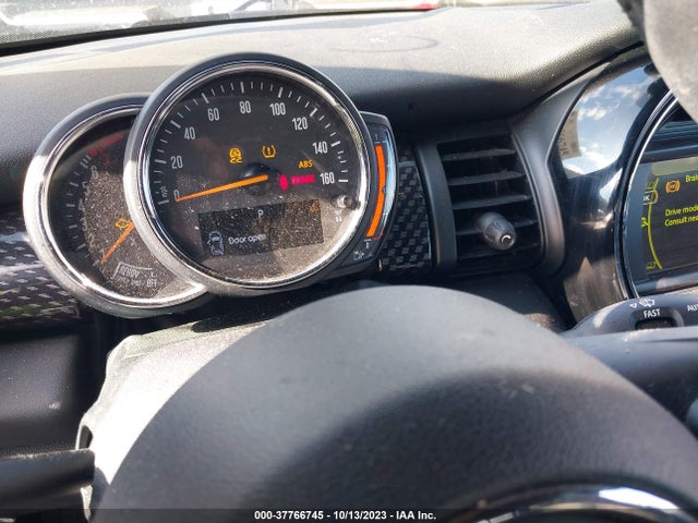 2018 MINI CONVERTIBLE WMWWG9C53J3E38402 Photo 6