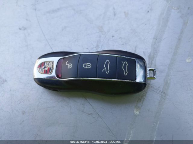 2017 PORSCHE 718 CAYMAN WP0AA2A83HS270356 Photo 10