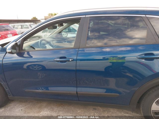 KNDCC3LC2H5053101 KIA NIRO EX