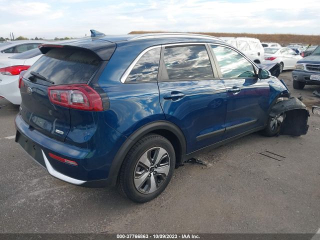 KNDCC3LC2H5053101 KIA NIRO EX