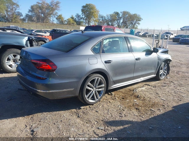 1VWAA7A32JC013655 Volkswagen Passat 2.0t S/r-line
