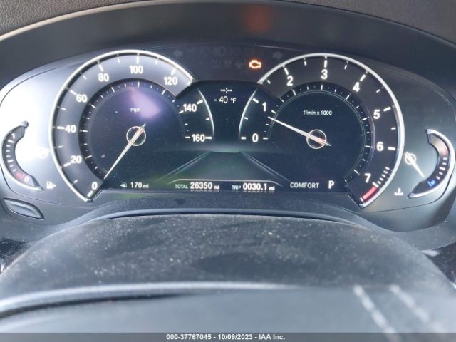 WBAJE5C31HG916808 BMW 5 Series 540i