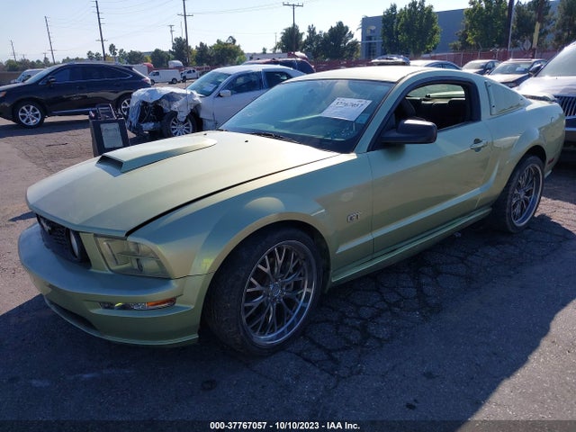 2005 FORD MUSTANG GT VIN: 1ZVHT82H155208715