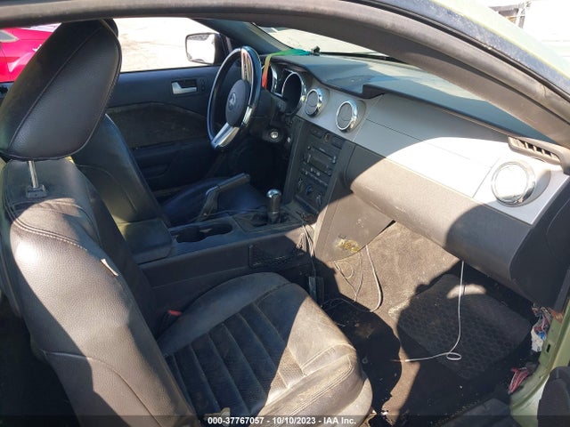 2005 FORD MUSTANG GT VIN: 1ZVHT82H155208715