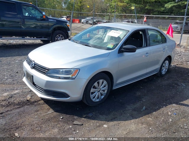 3VW2K7AJ2EM317783 Volkswagen Jetta Sedan S