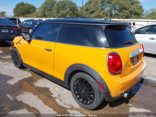 2015 MINI HARDTOP WMWXM5C52FT938321 Photo 2