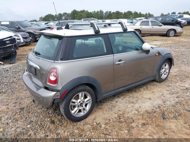 2012 MINI COOPER WMWSU3C51CT257349 Photo 3