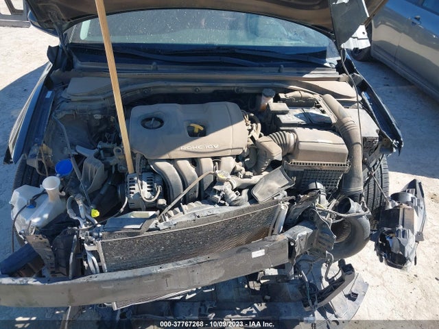 2018 HYUNDAI ELANTRA SEL VIN: KMHD84LF1JU628236