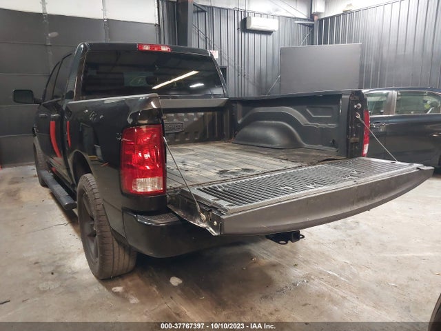RAM 1500 Express 2018 3C6RR7KT9JG235434 Image 3