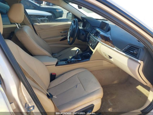 WBA3C1C55FK119531 BMW 3 Series 328i