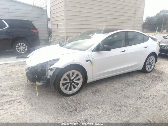 Tesla MODEL 3 2022 5YJ3E1EA0NF349271 Image 2