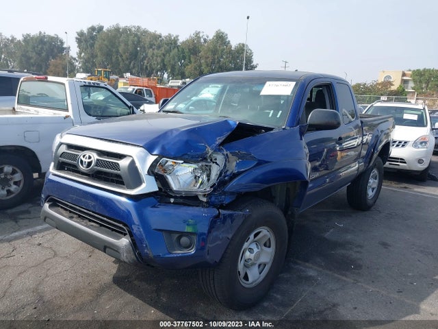Toyota Tacoma Prerunner 2014 5TFTX4GN7EX029110 Image 2