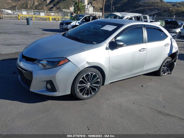 Toyota Corolla L/le/s/s Plus/le Plus 2015 5YFBURHE4FP277735 Image 2