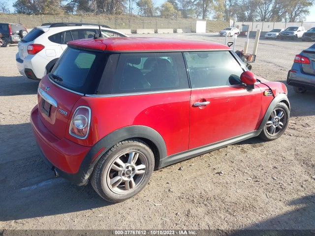 2012 MINI COOPER HARDTOP WMWSU3C50CT264115 Photo 3