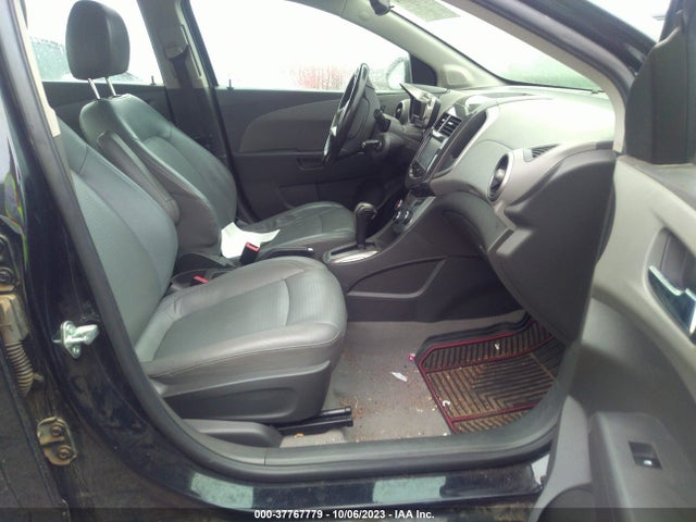 Chevrolet SONIC LTZ 2015 1G1JE5SB6F4190575 Image 5