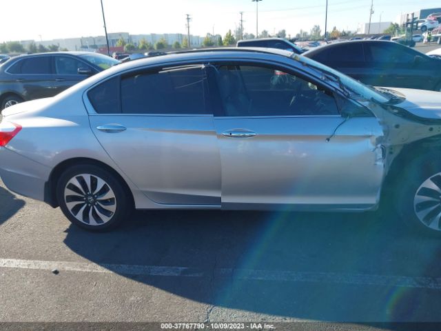 1HGCR6F79FA008810 Honda Accord Hybrid Touring