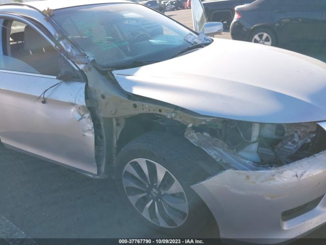 1HGCR6F79FA008810 Honda Accord Hybrid Touring