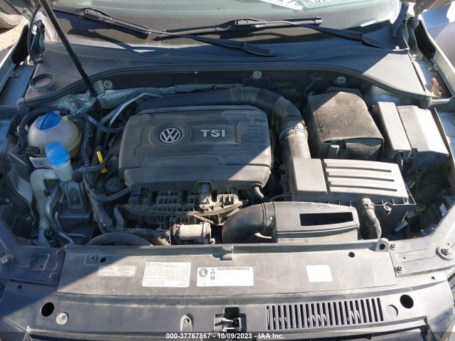 1VWAT7A31EC040765 Volkswagen Passat Wolfsburg Ed