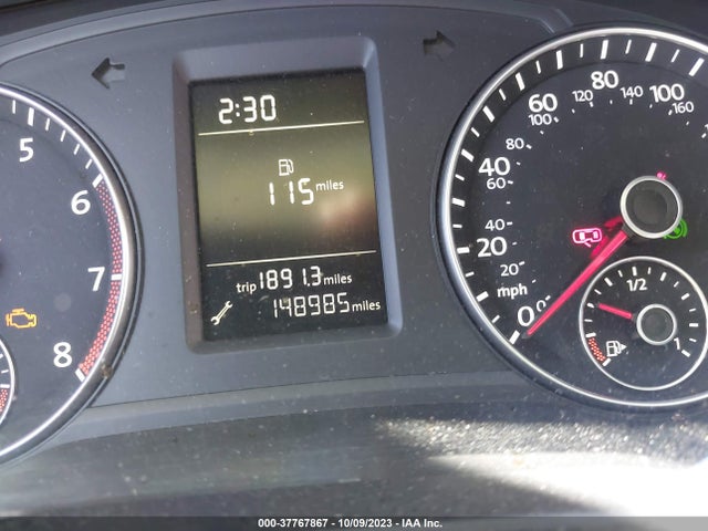 1VWAT7A31EC040765 Volkswagen Passat Wolfsburg Ed