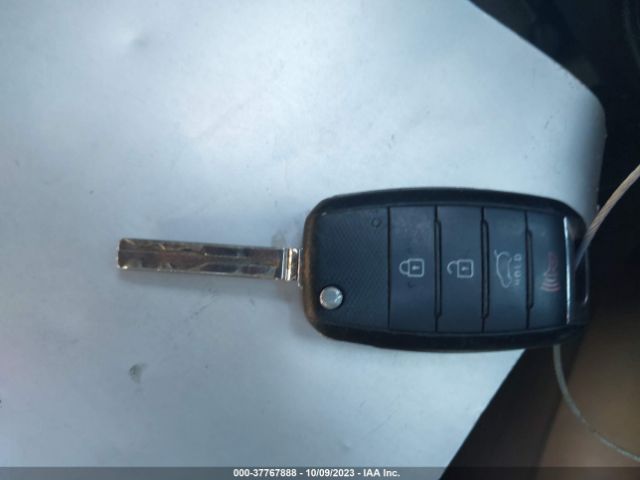 KNDJN2A24G7254054 KIA Soul Base