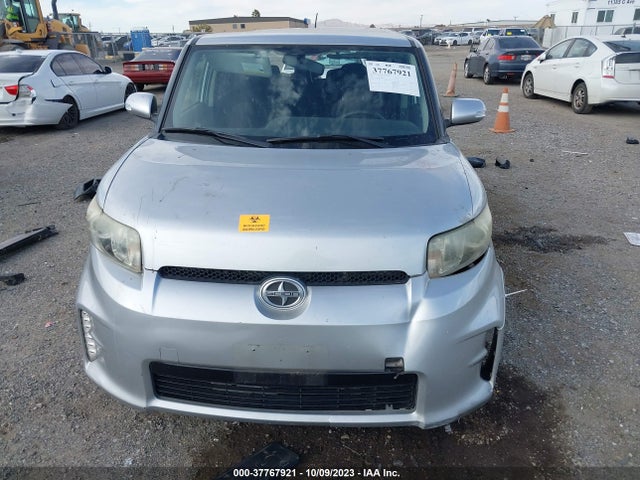 2014 SCION XB VIN: JTLZE4FE0EJ064631
