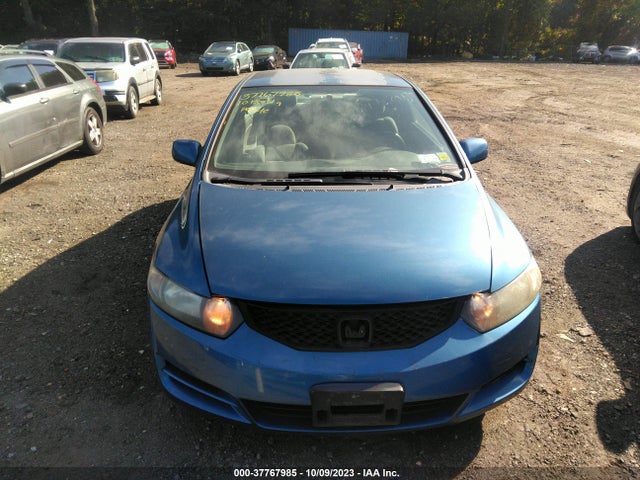 2010 HONDA CIVIC CPE LX VIN: 2HGFG1B69AH500203
