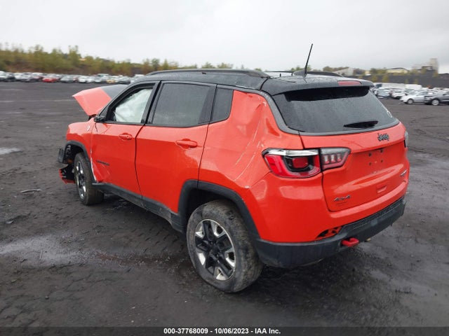 Jeep Compass Trailhawk 2018 3C4NJDDB4JT366974 Image 3
