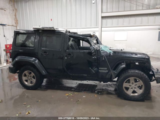 1C4BJWDGXHL746840 Jeep Wrangler Unlimited Sport