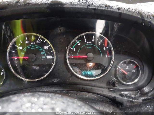 1C4BJWDGXHL746840 Jeep Wrangler Unlimited Sport