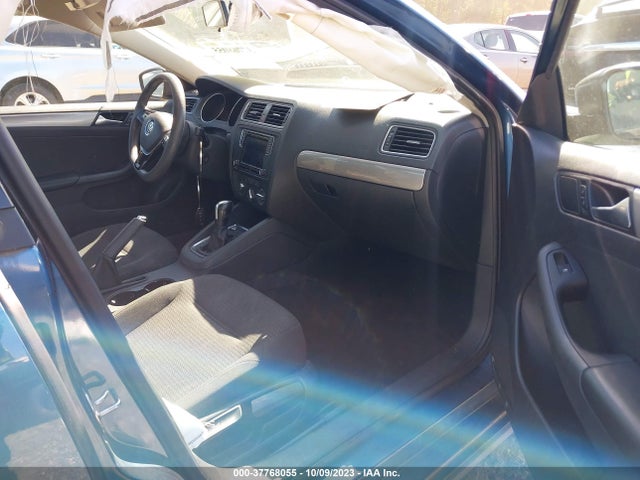 3VWD67AJXGM222629 Volkswagen Jetta Sedan 1.4t Se