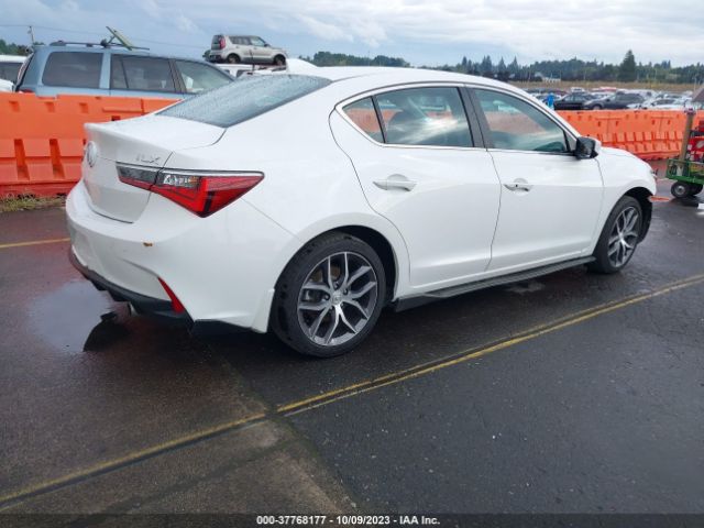 19UDE2F74NA000296 Acura Ilx Premium Package