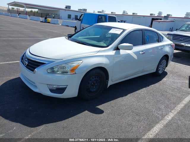 Nissan Altima 2.5 S 2014 1N4AL3AP5EN357540 Image 2