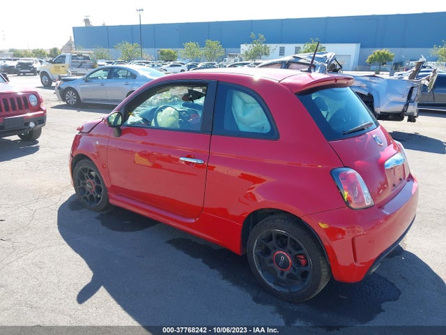 2015 FIAT 500 3C3CFFHH9FT621293 Photo 2