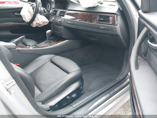 2011 BMW 3 SERIES 328I XDRIVE VIN: WBAUU3C50BA542689