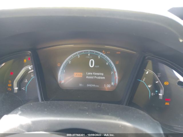 19XFC2F68KE211417 Honda Civic Sedan Lx