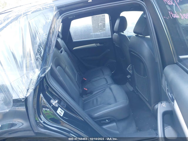 WA1M2AFP1HA081564 Audi Q5 Premium Plus