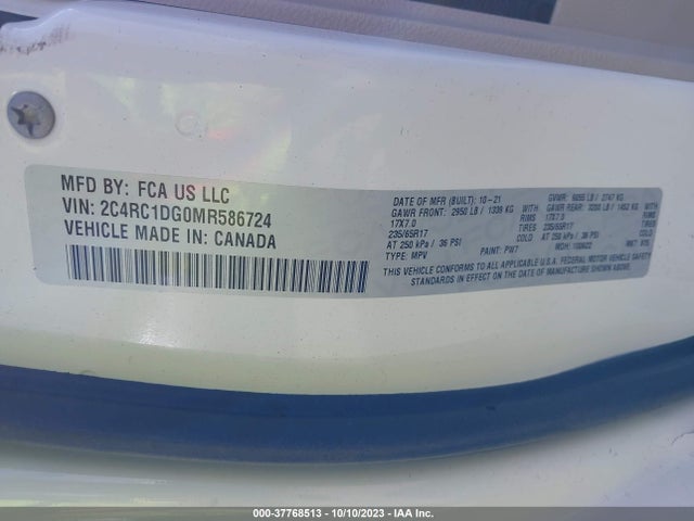 2C4RC1DG0MR586724 Chrysler Voyager Lxi