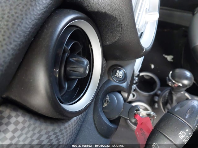 2009 MINI COOPER CLUBMAN WMWMM33599TP91295 Photo 10