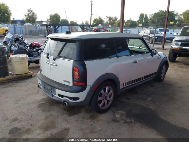 2009 MINI COOPER CLUBMAN WMWMM33599TP91295 Photo 3