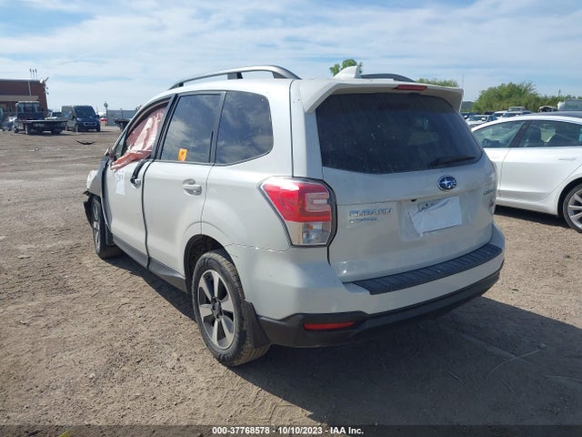 Subaru Forester Premium 2017 JF2SJAGC3HH456908 Image 3