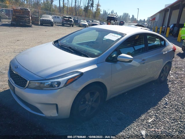 KIA FORTE LX 2017 3KPFK4A76HE143139 Image 2