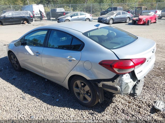 KIA FORTE LX 2017 3KPFK4A76HE143139 Image 3
