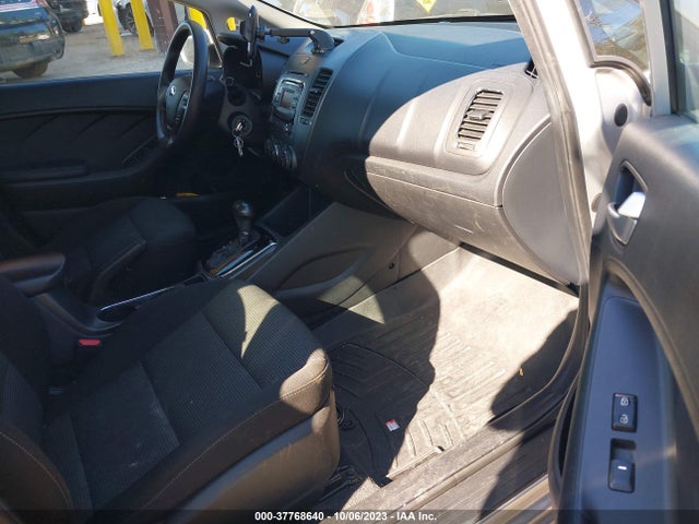 KIA FORTE LX 2017 3KPFK4A76HE143139 Image 5