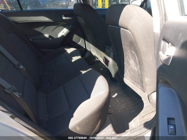 KIA FORTE LX 2017 3KPFK4A76HE143139 Image 8