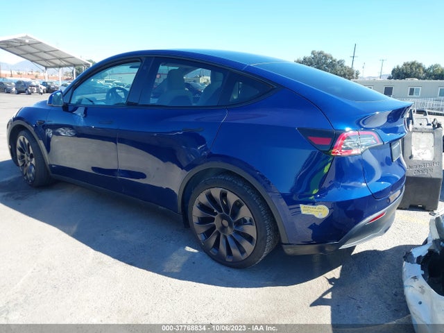 Tesla Model Y Long Range 2022 7SAYGAEE3NF490230 Image 10