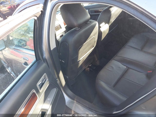 2009 LINCOLN MKZ VIN: 3LNHM26T89R613139