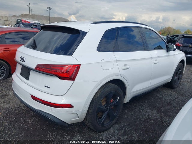 WA1BAAFY6M2130197 Audi Q5 Premium Plus