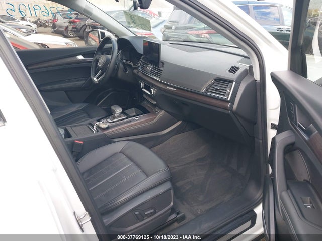 WA1BAAFY6M2130197 Audi Q5 Premium Plus