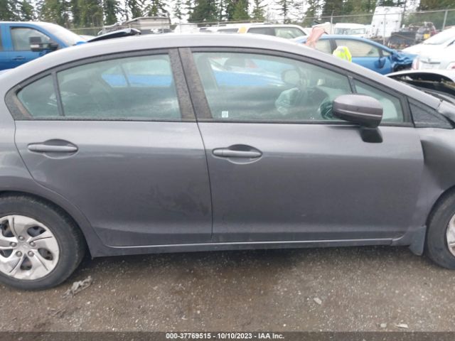 19XFB2F58FE057307 Honda Civic Sedan Lx